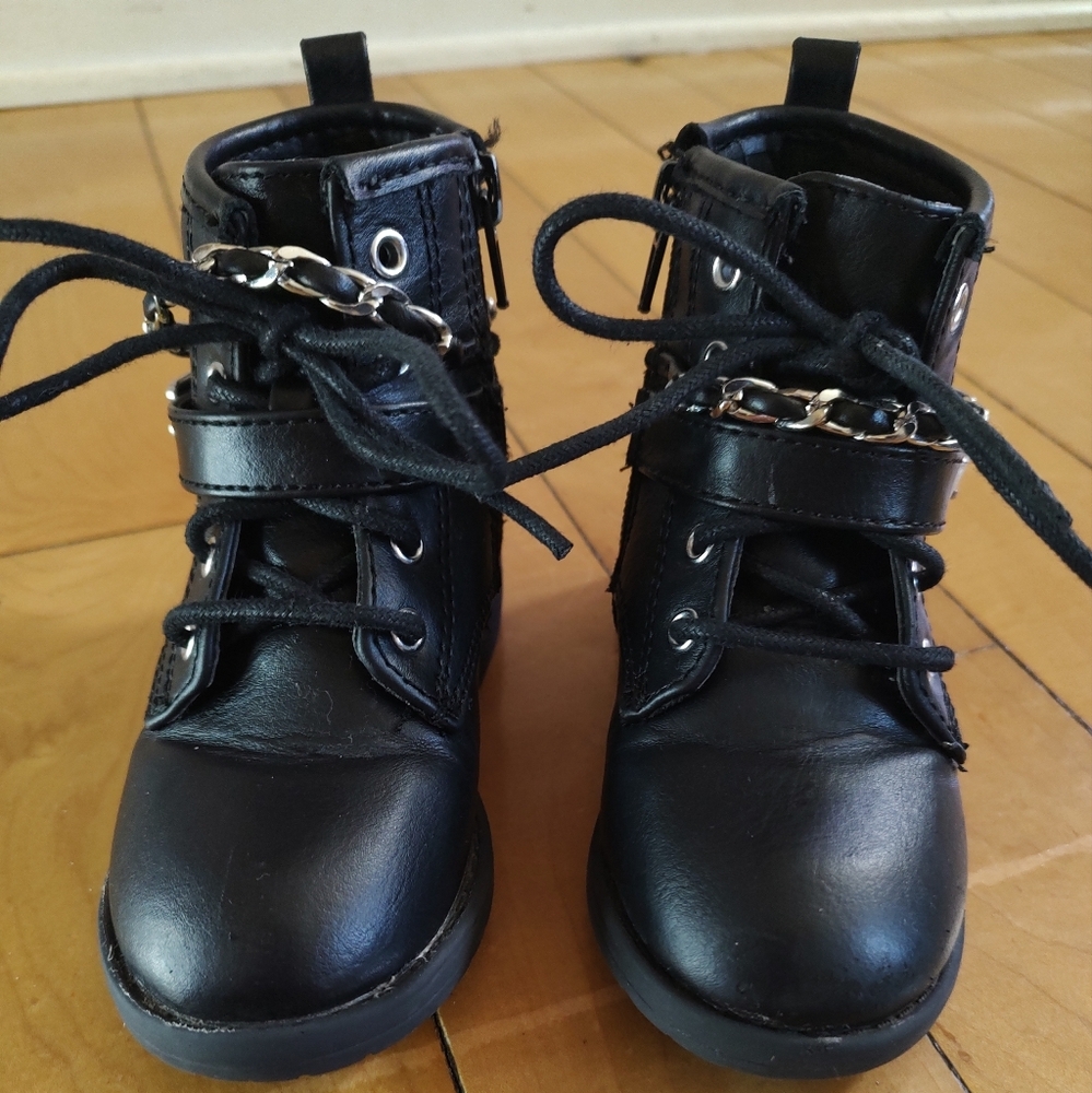 Wonder Nation Stylish Toddler Girls Black Combat Boots Chain Buckle Ankle Wrap